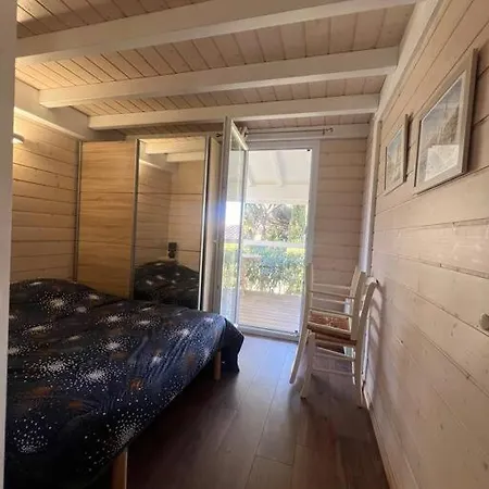 Chalet Maison Climatise, 6 Personnes Gassin